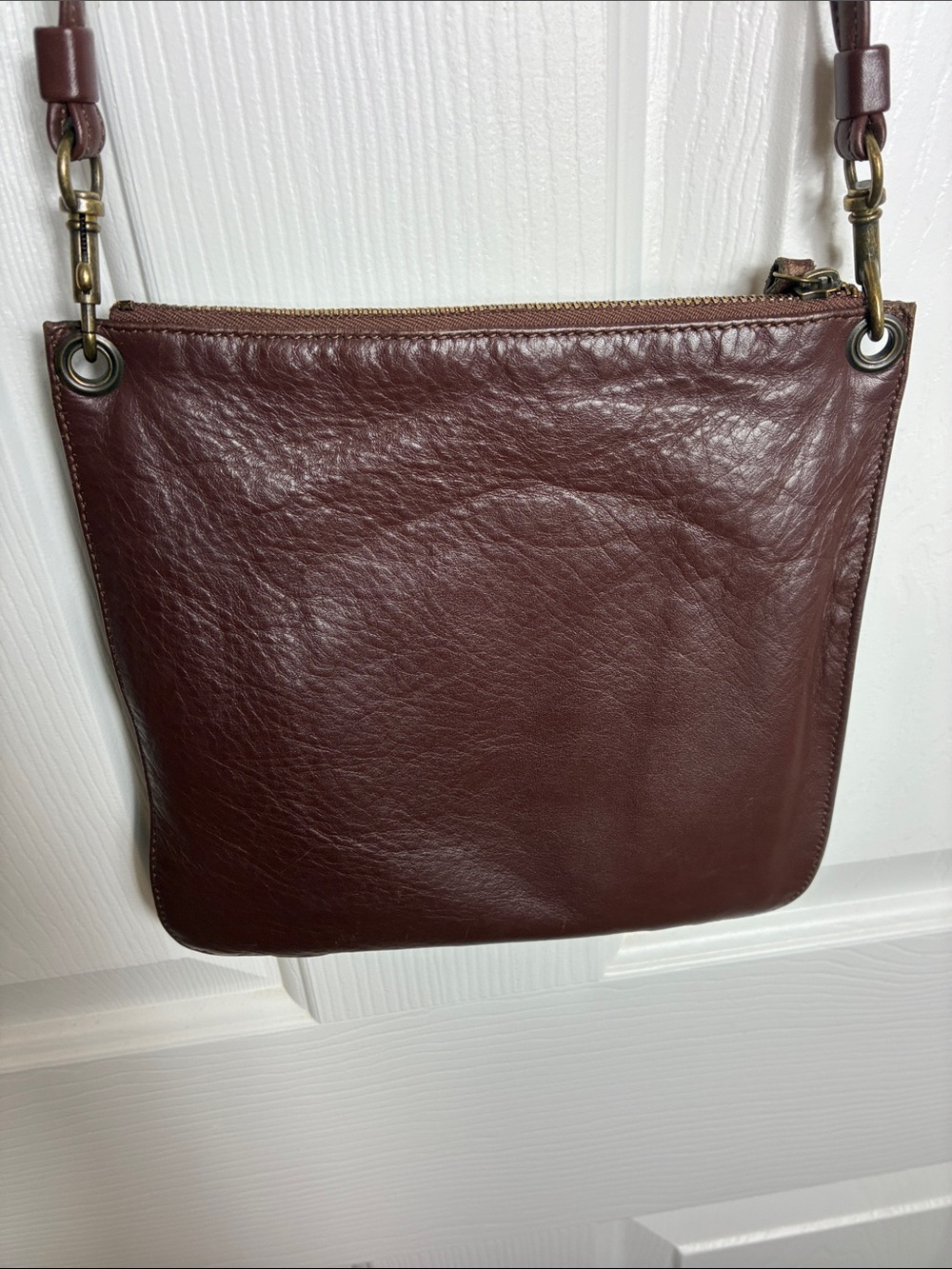 Eileen Fisher Brown/ Oxblood Leather Messenger Crossbody - Picture 3 of 12